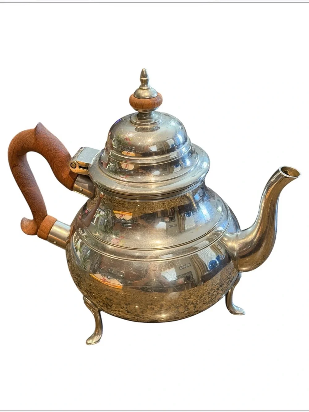 Vintage Williamsburg Stieff Pewter Teapot CW80-30 Wood Handle 9” Colonial